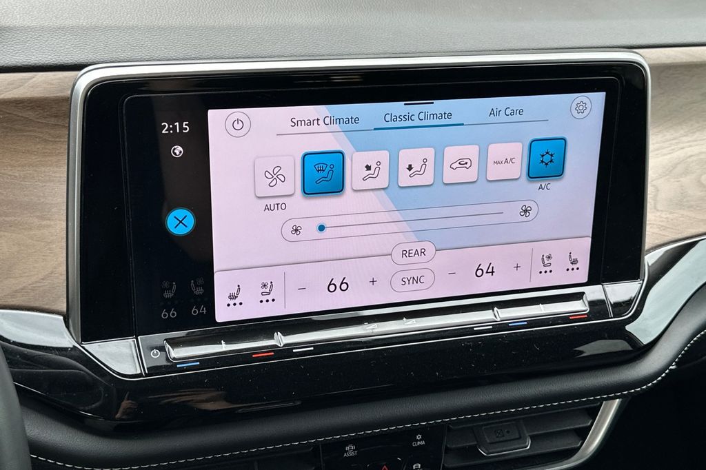 2024 Volkswagen Atlas SE w/Tech - Photo 22