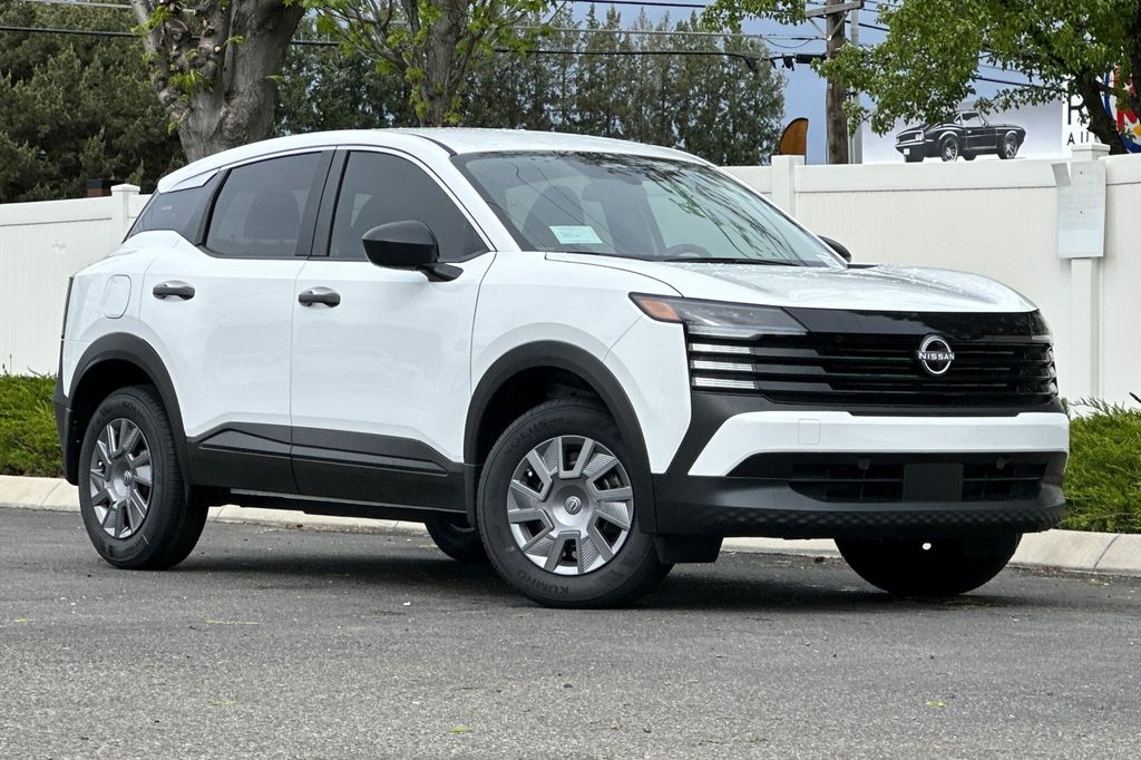 2026 Nissan KICKS