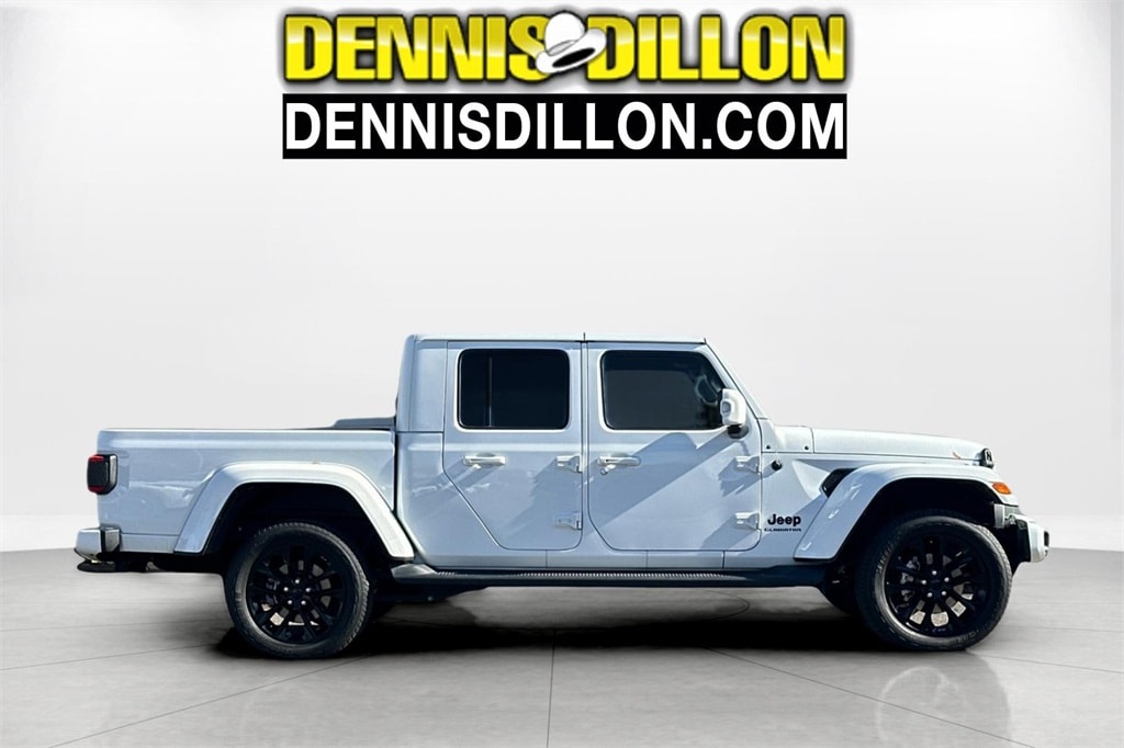 Used 2022 Jeep Gladiator Overland Truck Crew Cab