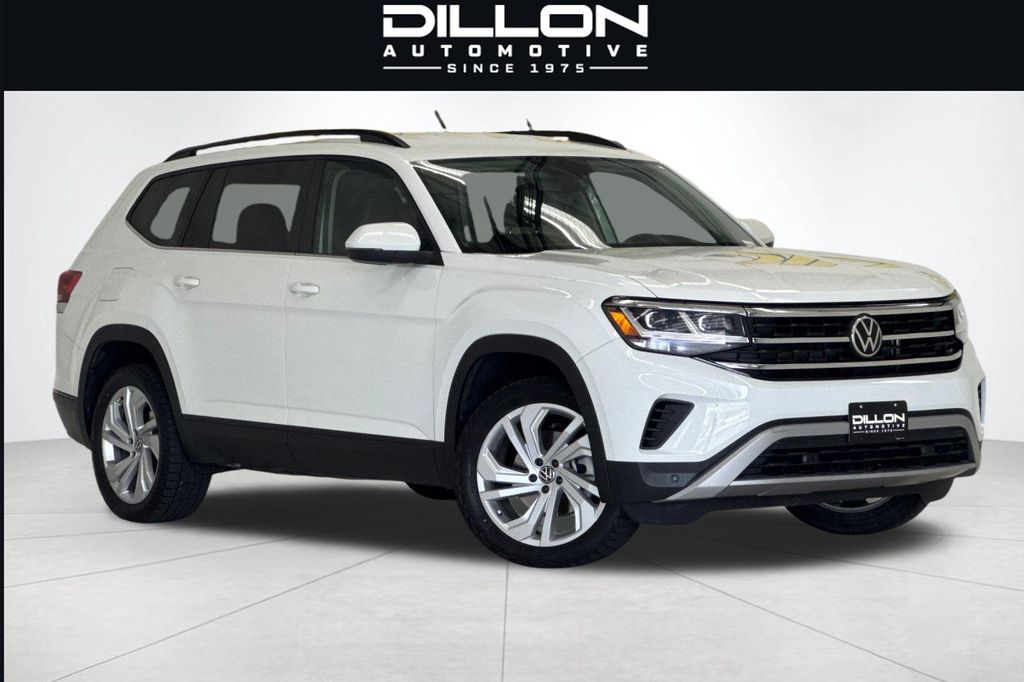 2022 Volkswagen Atlas 3.6L SE w/Tech 4MOTION's photo