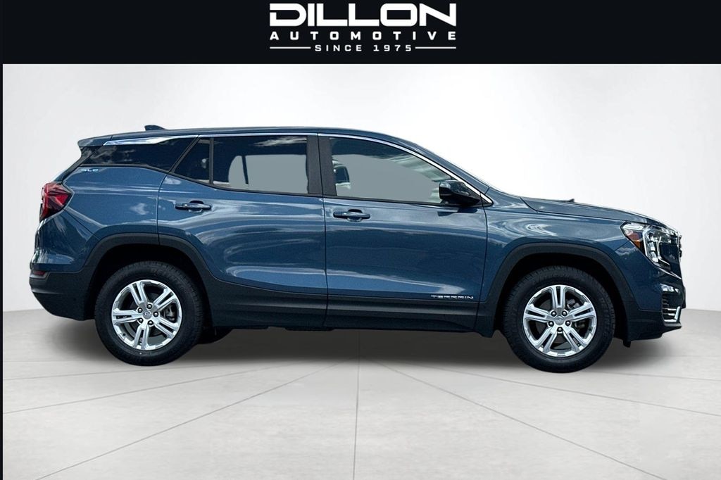 Used 2024 GMC Terrain SLE SUV