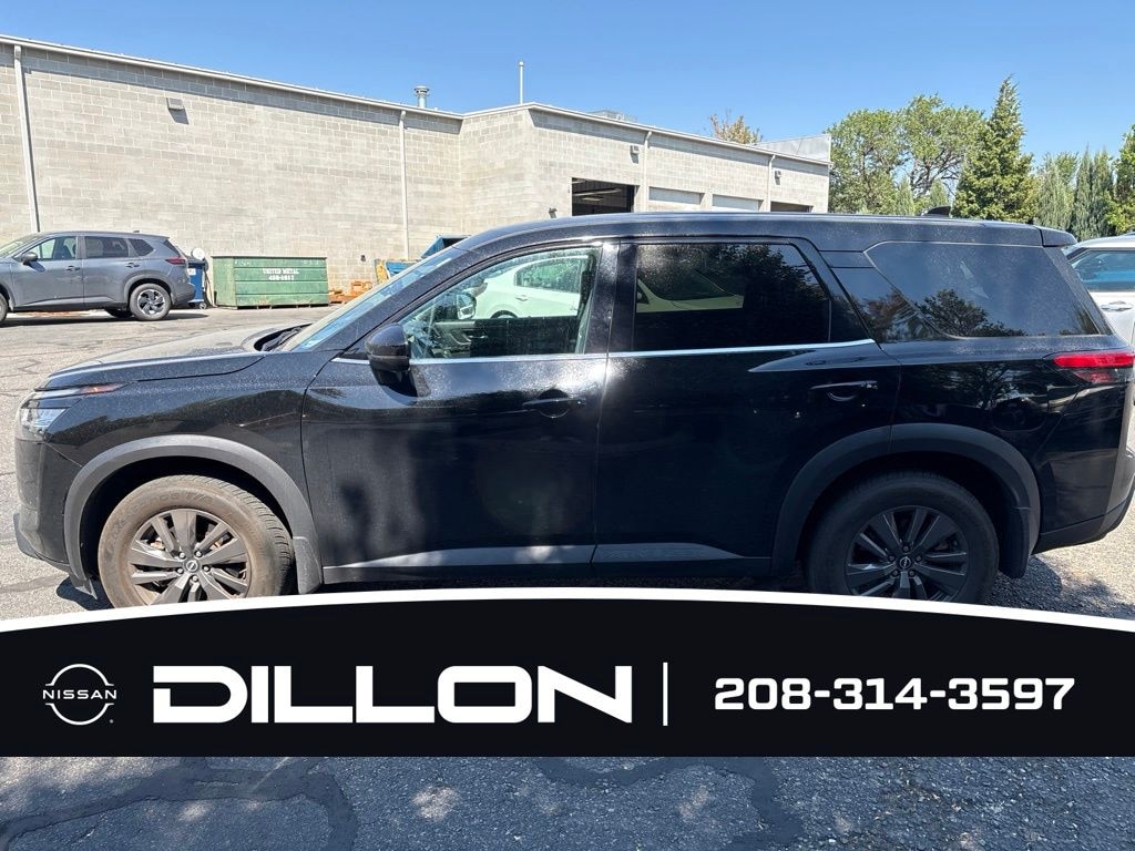 Used 2022 Nissan Pathfinder S SUV