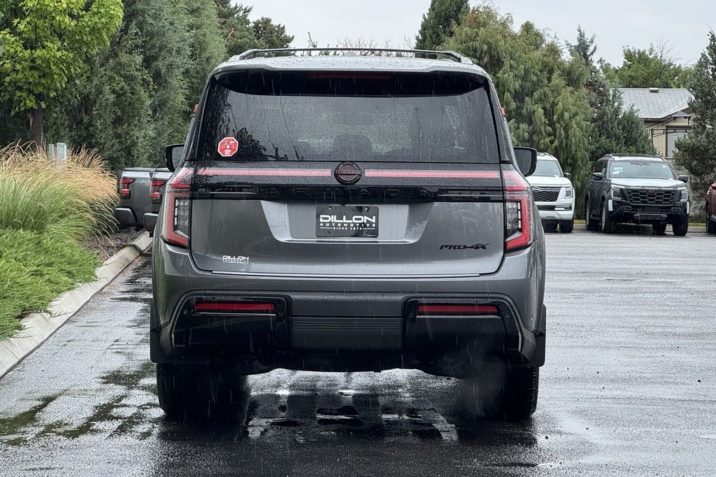 2026 Nissan Armada PRO-4X - Photo 8