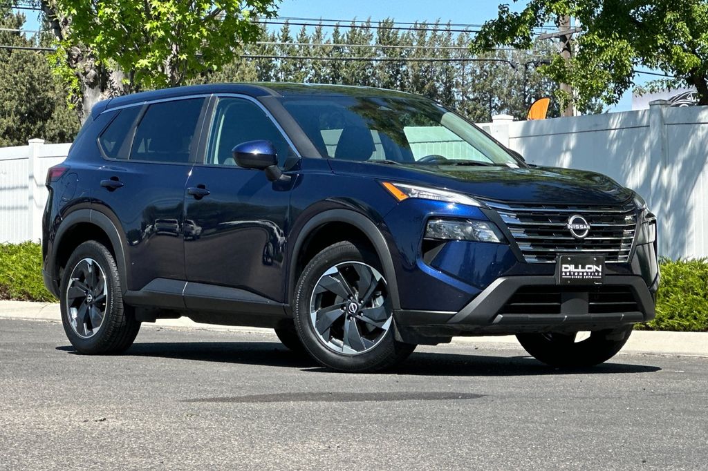 2024 Nissan Rogue SV AWD's photo
