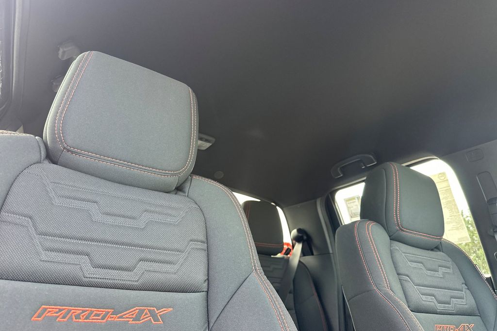 2026 Nissan Frontier PRO-4X - Photo 15