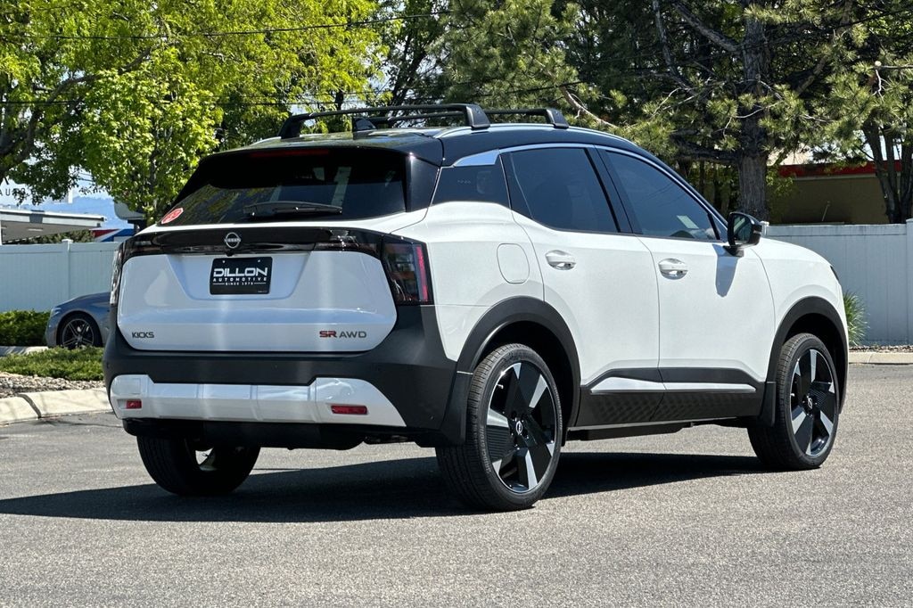 New 2026 Nissan Kicks SR SUV