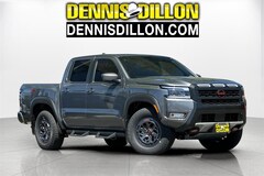 2025 Nissan Frontier PRO-4X Truck Crew Cab