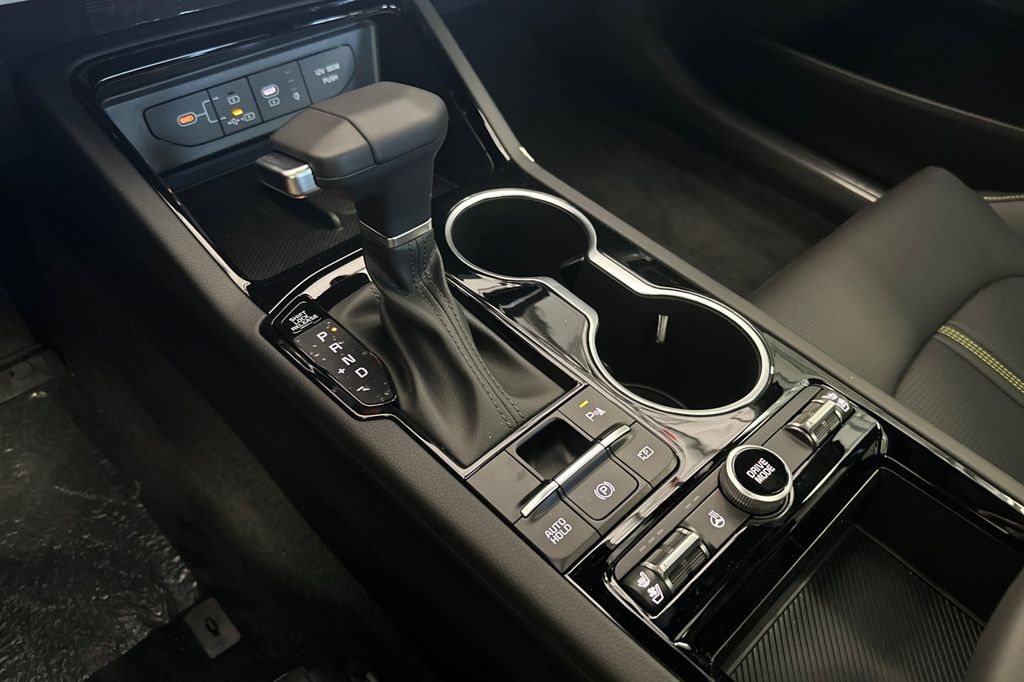 2026 Kia K5 GT - Photo 23