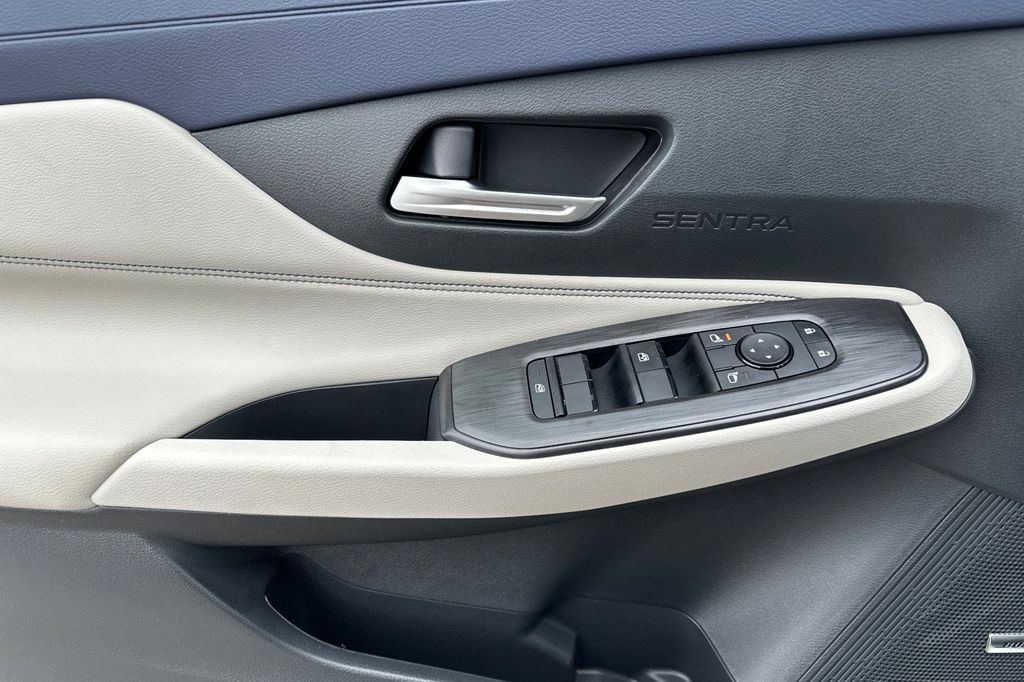 2026 Nissan Sentra SL - Photo 10