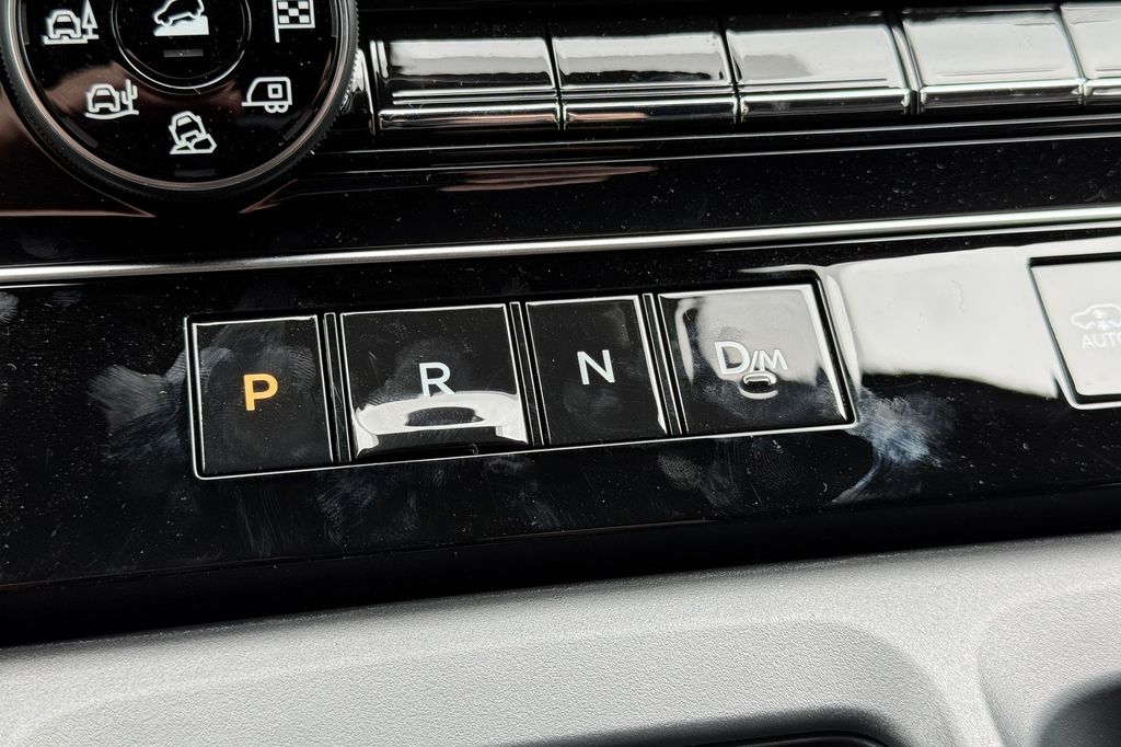 2026 Nissan Armada PRO-4X - Photo 25
