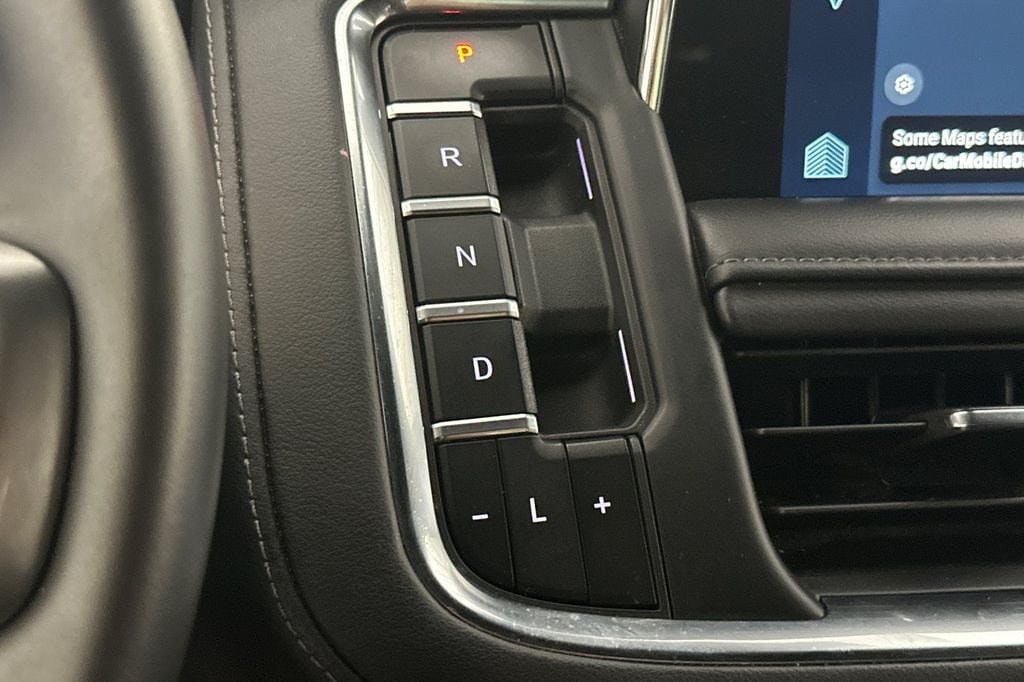 2024 Chevrolet Suburban LT - Photo 23