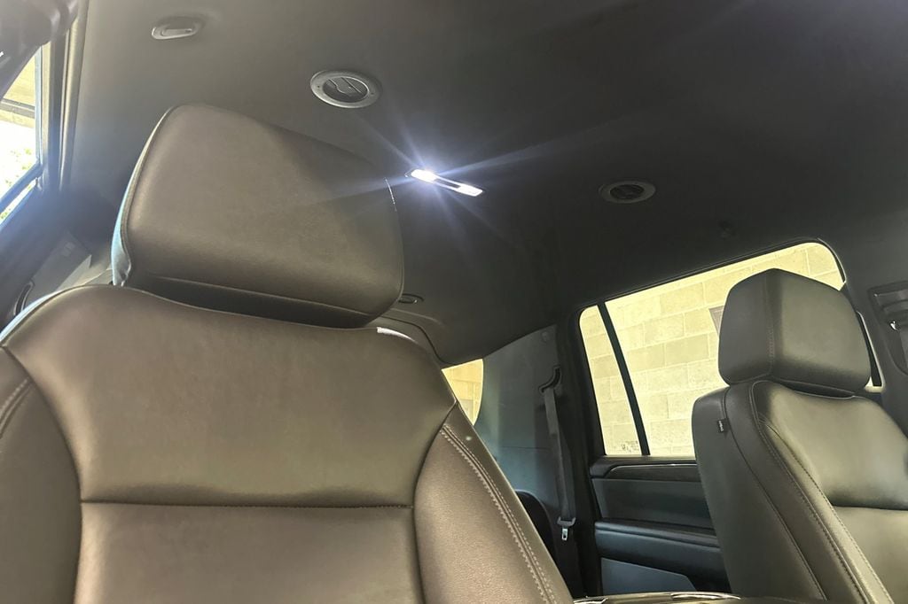 2024 Chevrolet Suburban LT - Photo 19