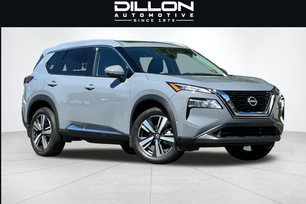 2023 Nissan Rogue SL AWD's photo