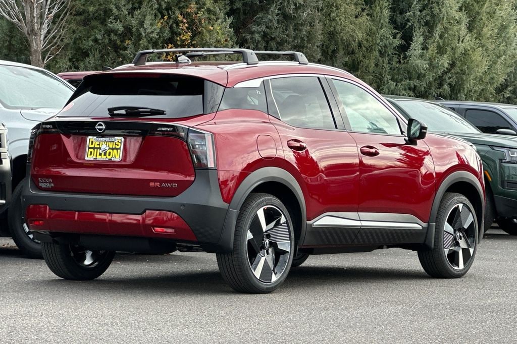 New 2026 Nissan Kicks SR SUV