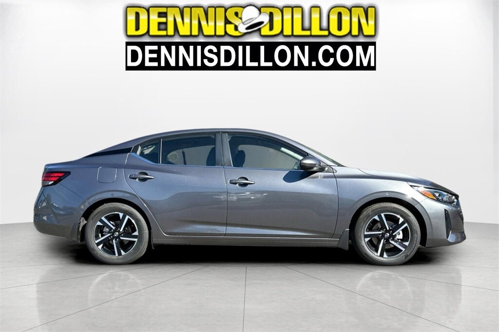 2025 Nissan Sentra SV photo 2