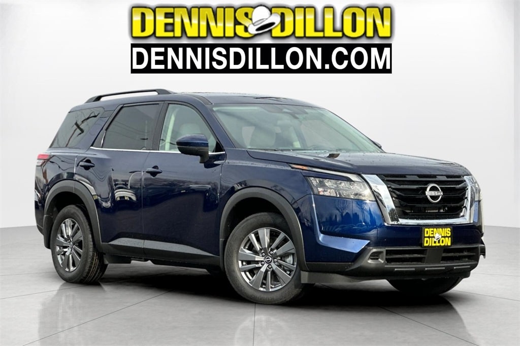 2025 Nissan Pathfinder SV's photo