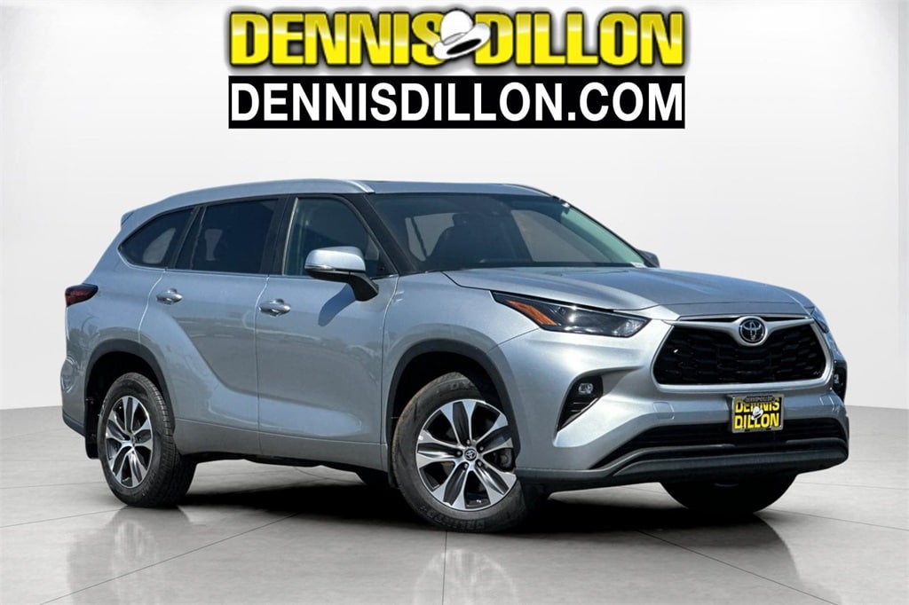 Used 2024 Toyota Highlander XLE with VIN 5TDKDRBH0RS549423 for sale in Boise, ID