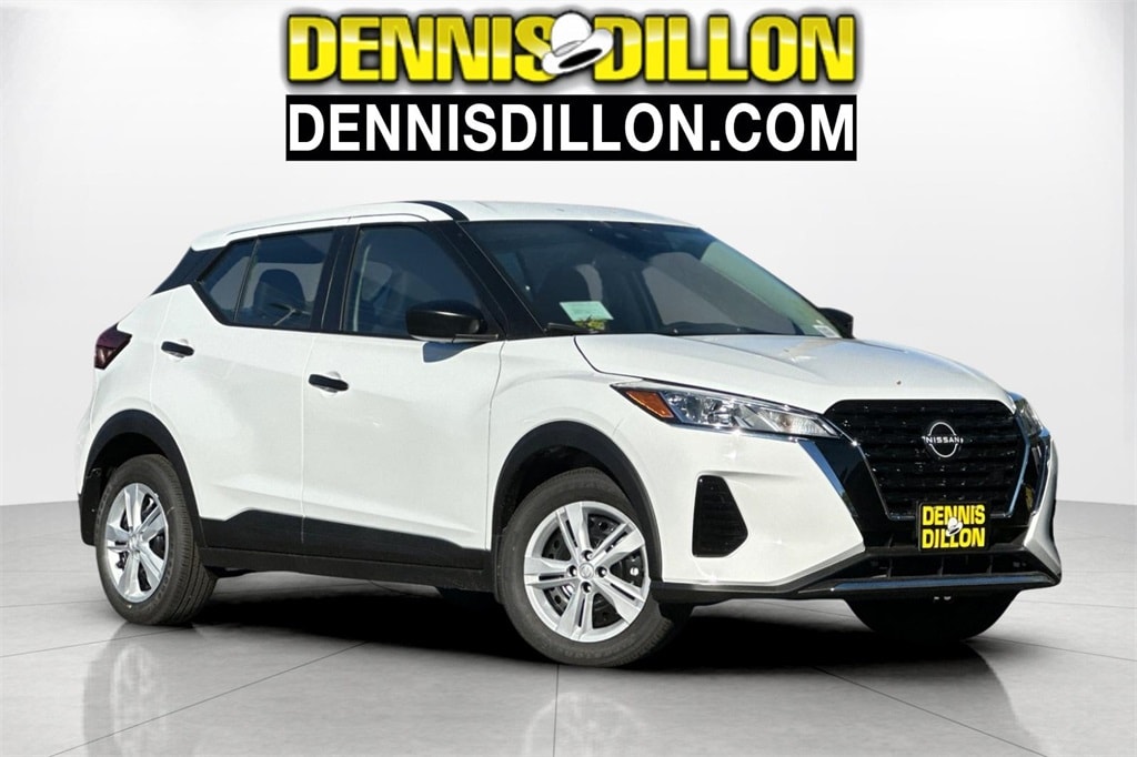 2025 Nissan KICKS PLAY Base's photo