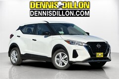 2025 Nissan Kicks Play S SUV