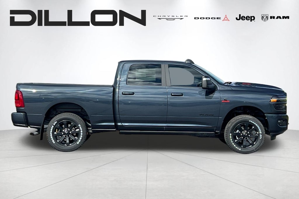 New 2026 Ram 3500 LARAMIE CREW CAB 4X4 6'4 BOX Pickup