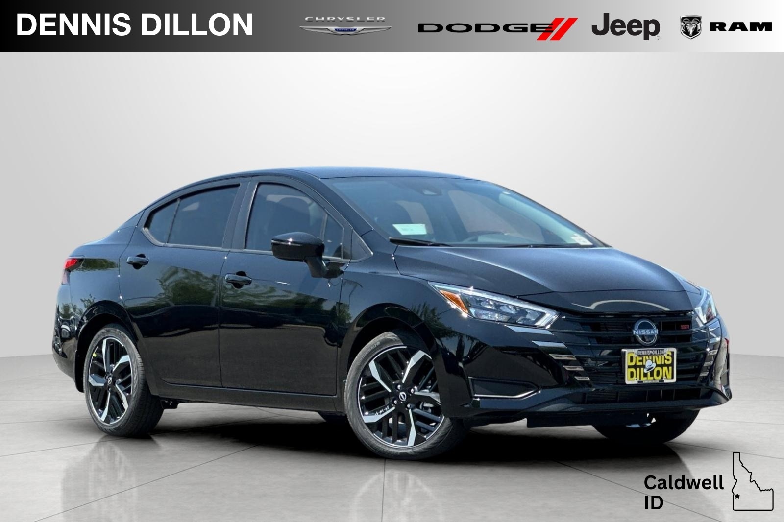 2025 Nissan Versa Sedan SR's photo