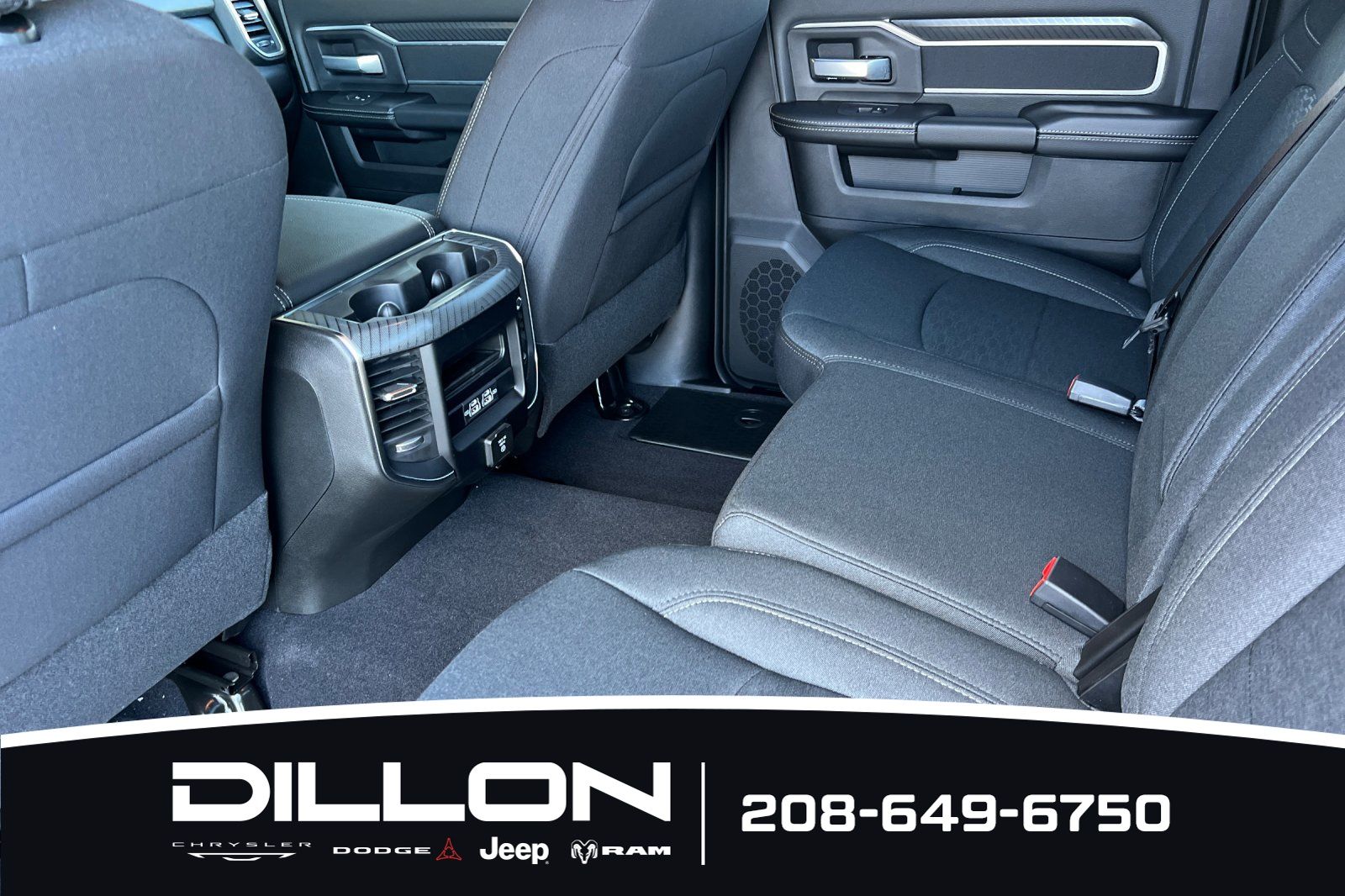 2026 RAM 2500 Big Horn - Photo 8