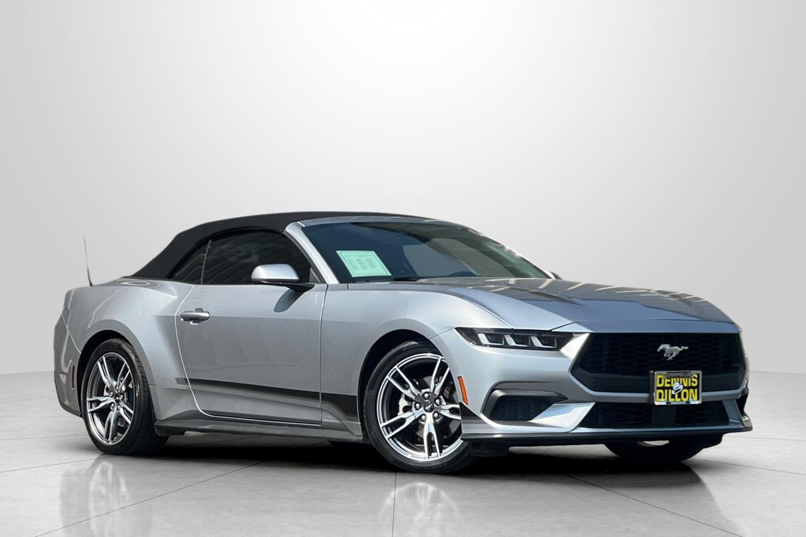 2024 Ford Mustang EcoBoost Premium photo 3
