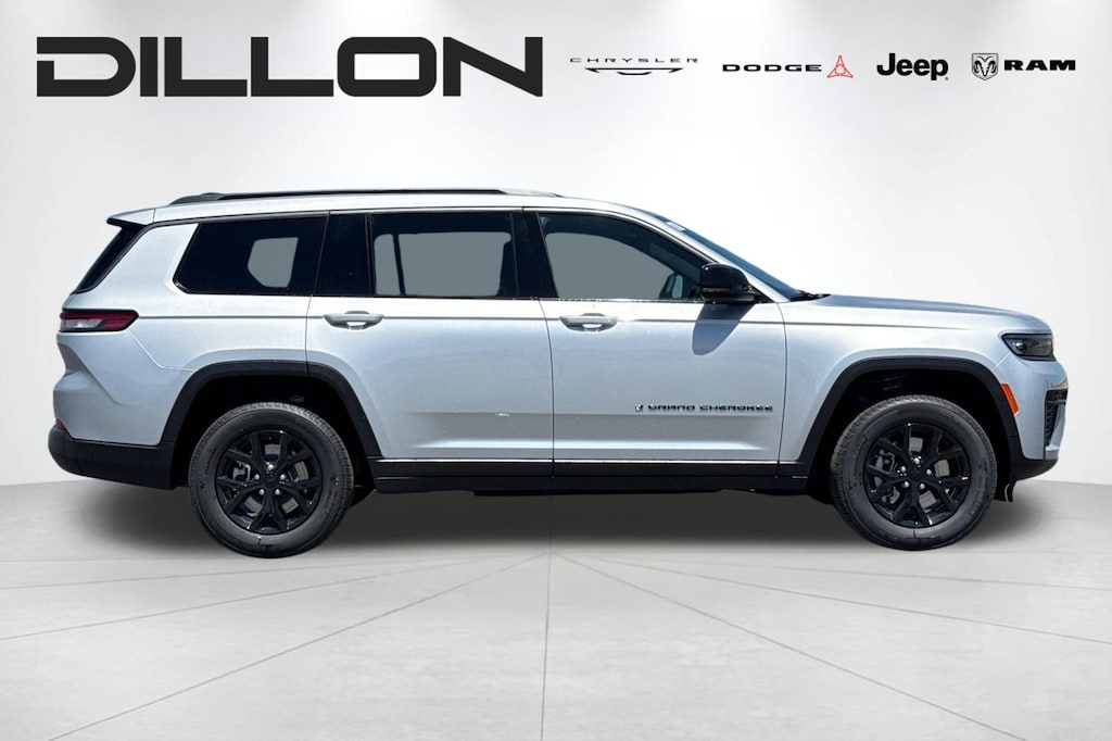 New 2026 Jeep Grand Cherokee L LAREDO ALTITUDE 4X4 Sport Utility