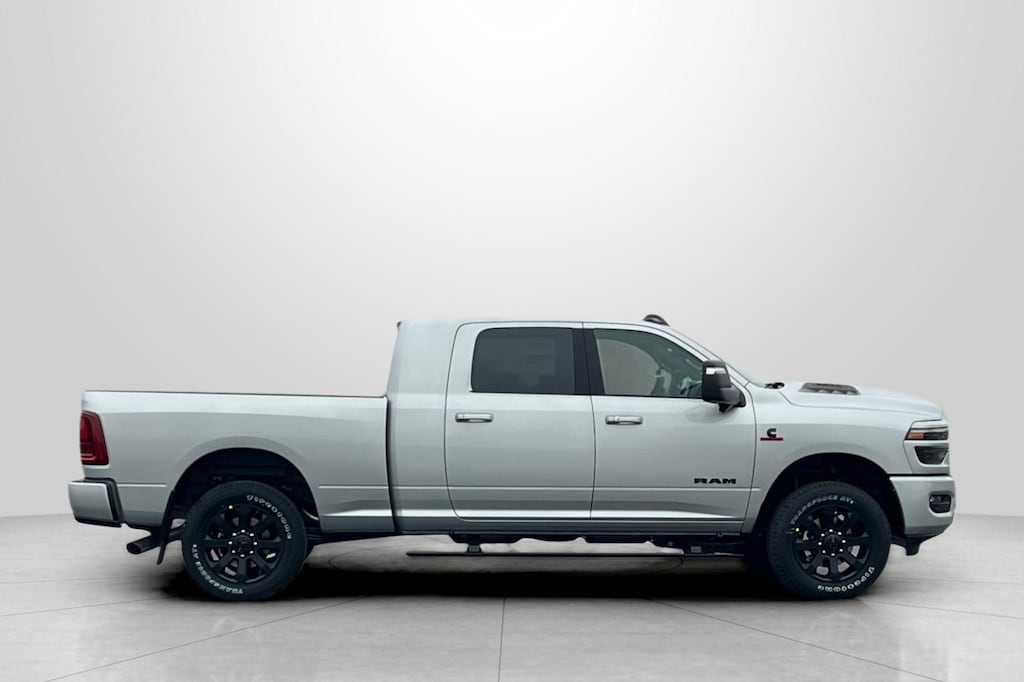 New 2026 Ram 3500 LARAMIE MEGA CAB 4X4 6'4 BOX Pickup