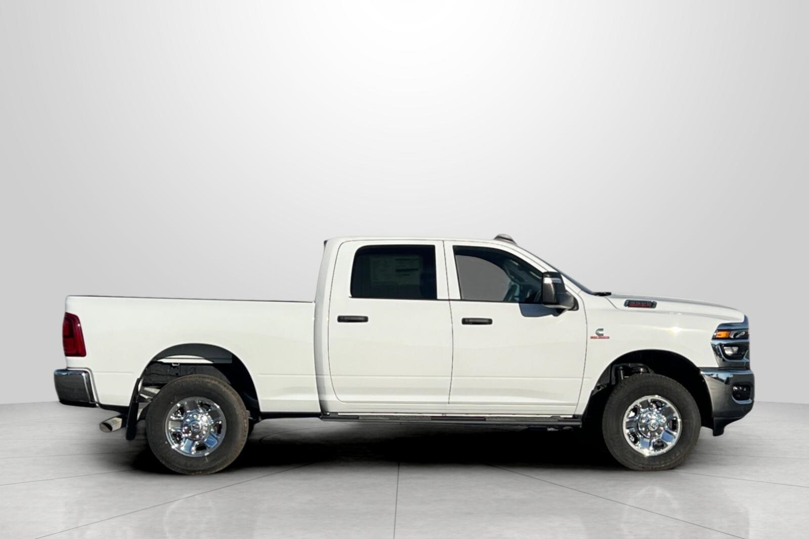 2026 Ram 3500 Tradesman photo 4