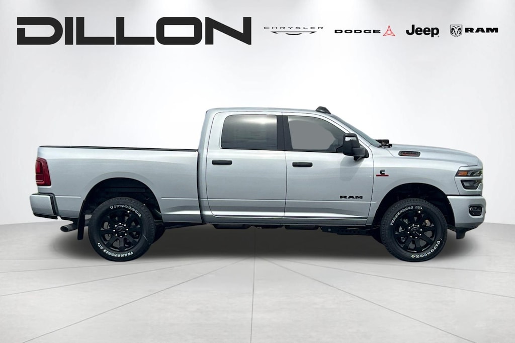 New 2026 Ram 3500 BIG HORN CREW CAB 4X4 6'4 BOX Pickup