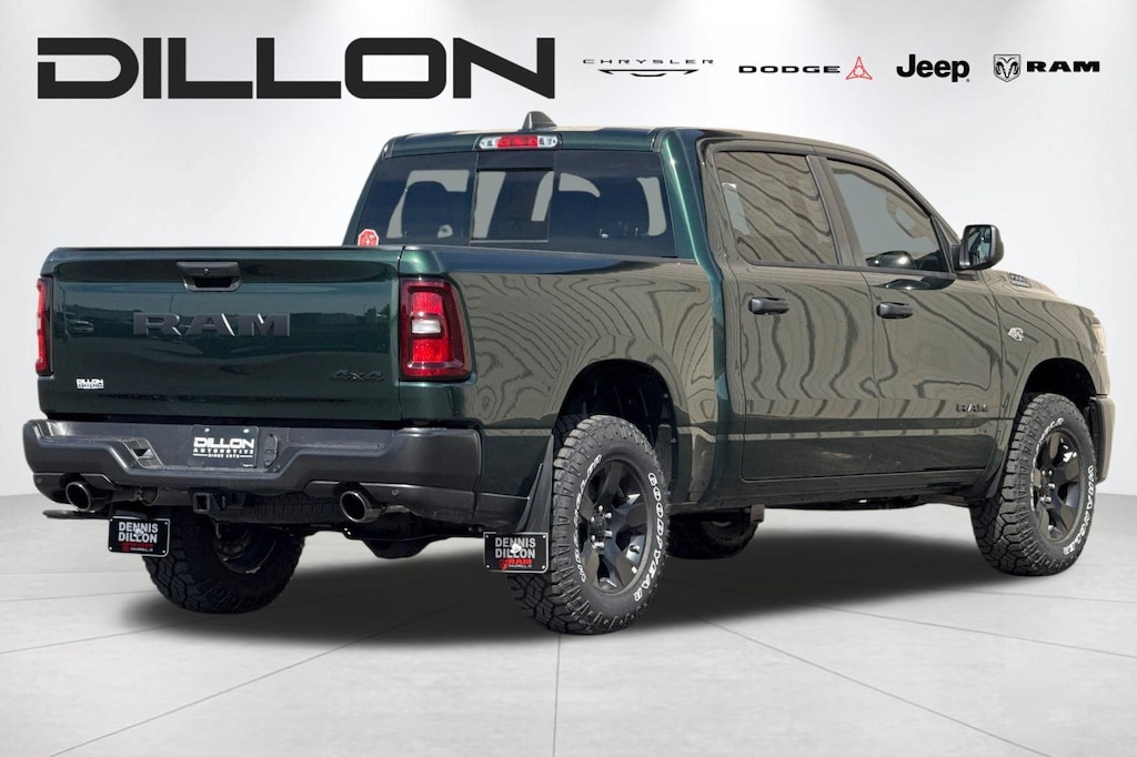 New 2026 Ram 1500 WARLOCK CREW CAB 4X4 5'7 BOX Pickup