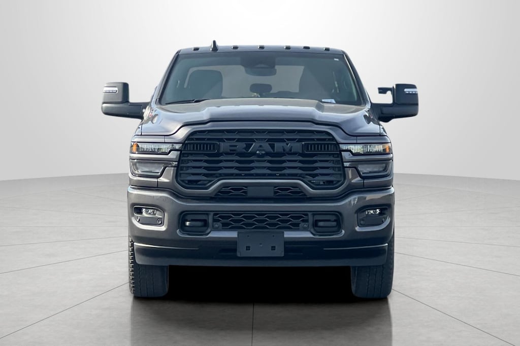 New 2026 Ram 2500 BIG HORN CREW CAB 4X4 6'4 BOX Pickup