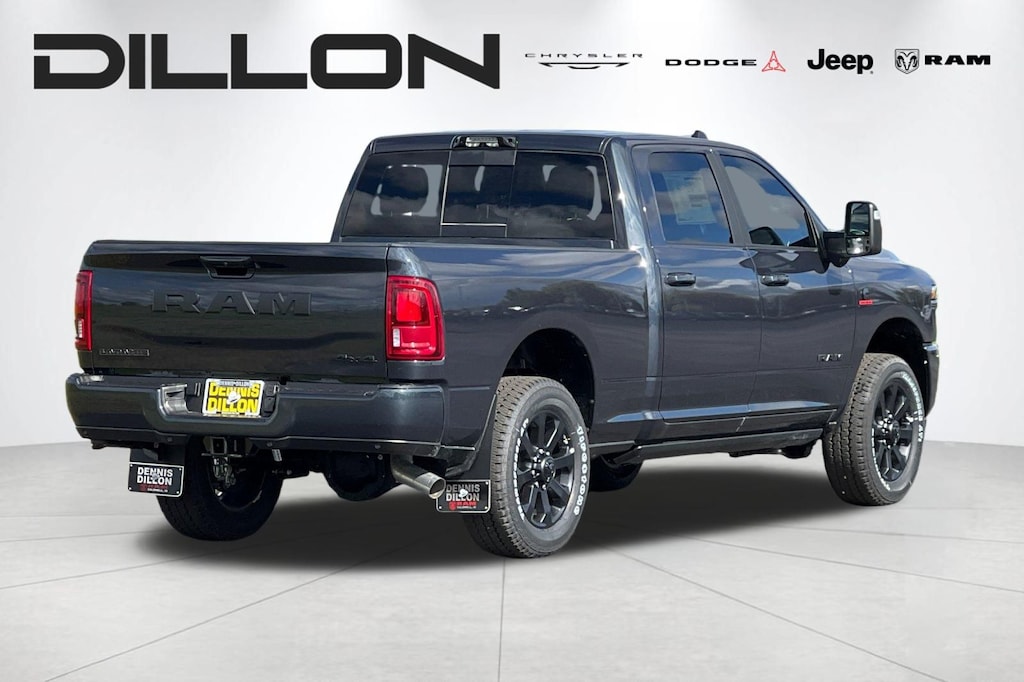 New 2026 Ram 3500 LARAMIE CREW CAB 4X4 6'4 BOX Pickup
