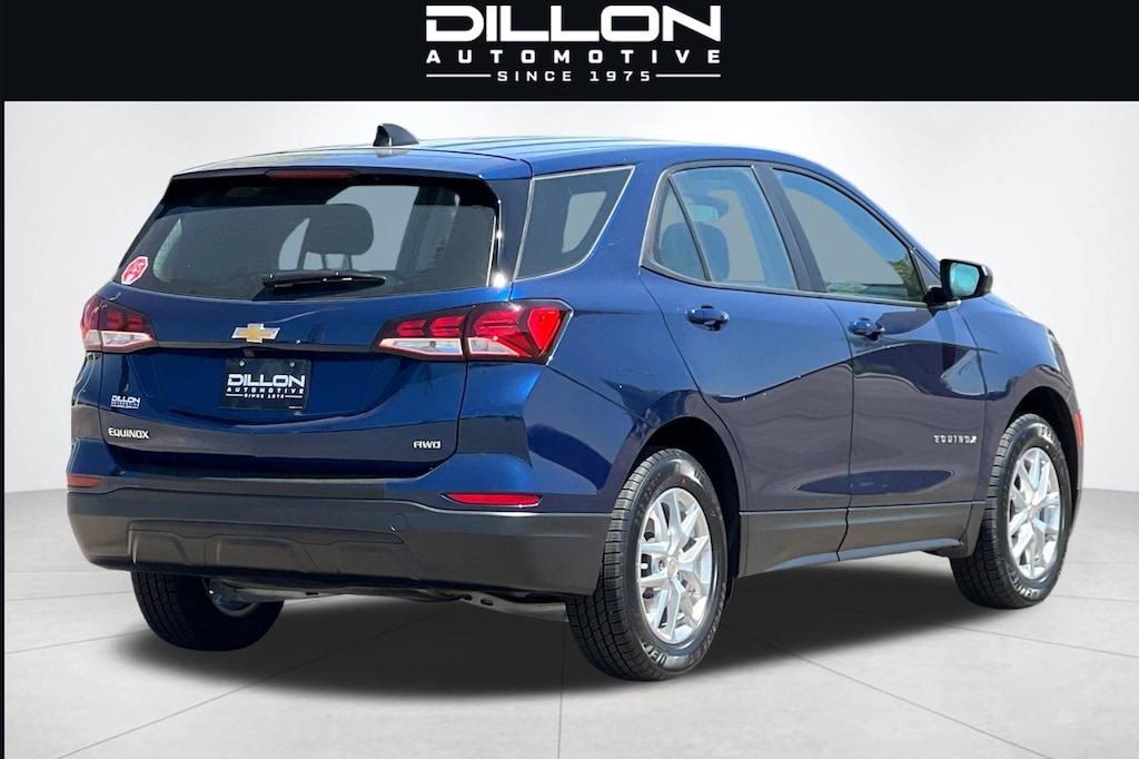 Used 2022 Chevrolet Equinox LS SUV