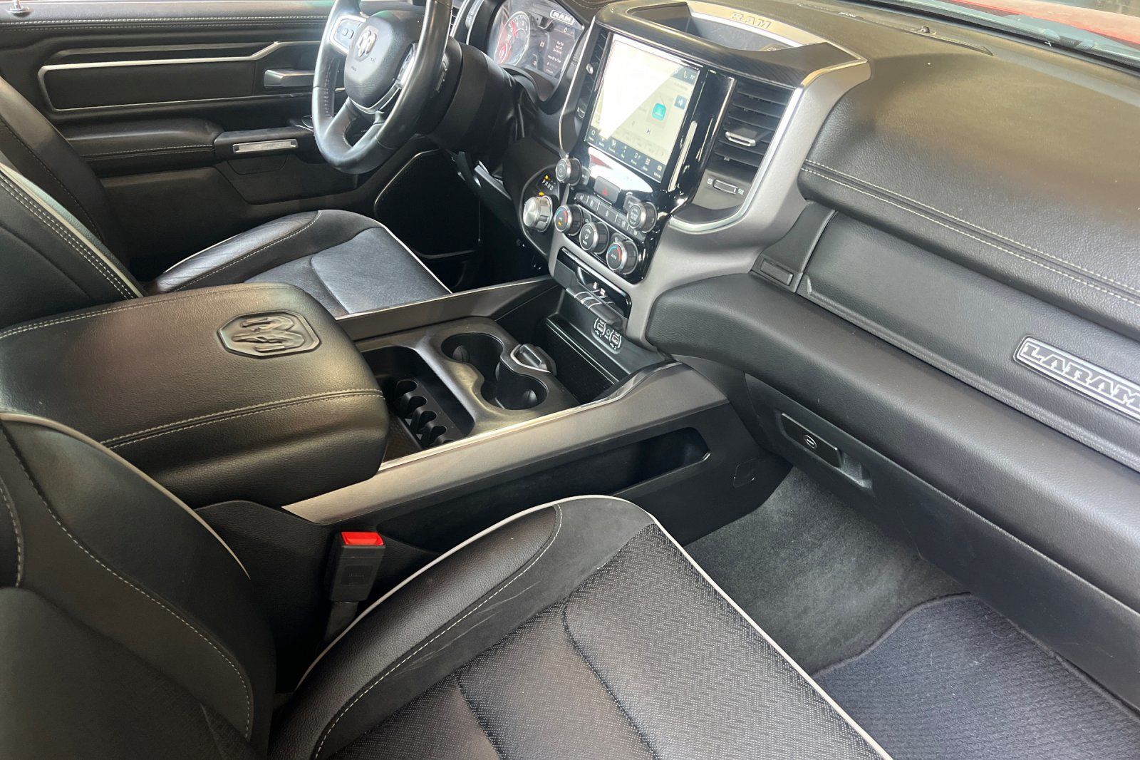 2024 RAM Ram 1500 Pickup Laramie - Photo 15