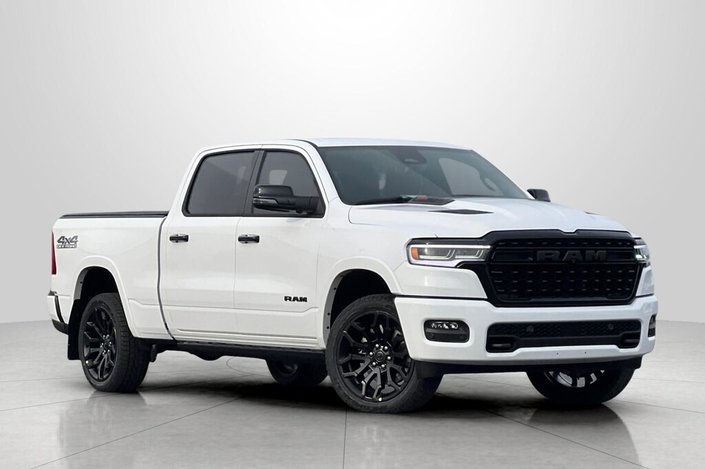 New 2026 Ram 1500 LIMITED CREW CAB 4X4 6'4 BOX Pickup