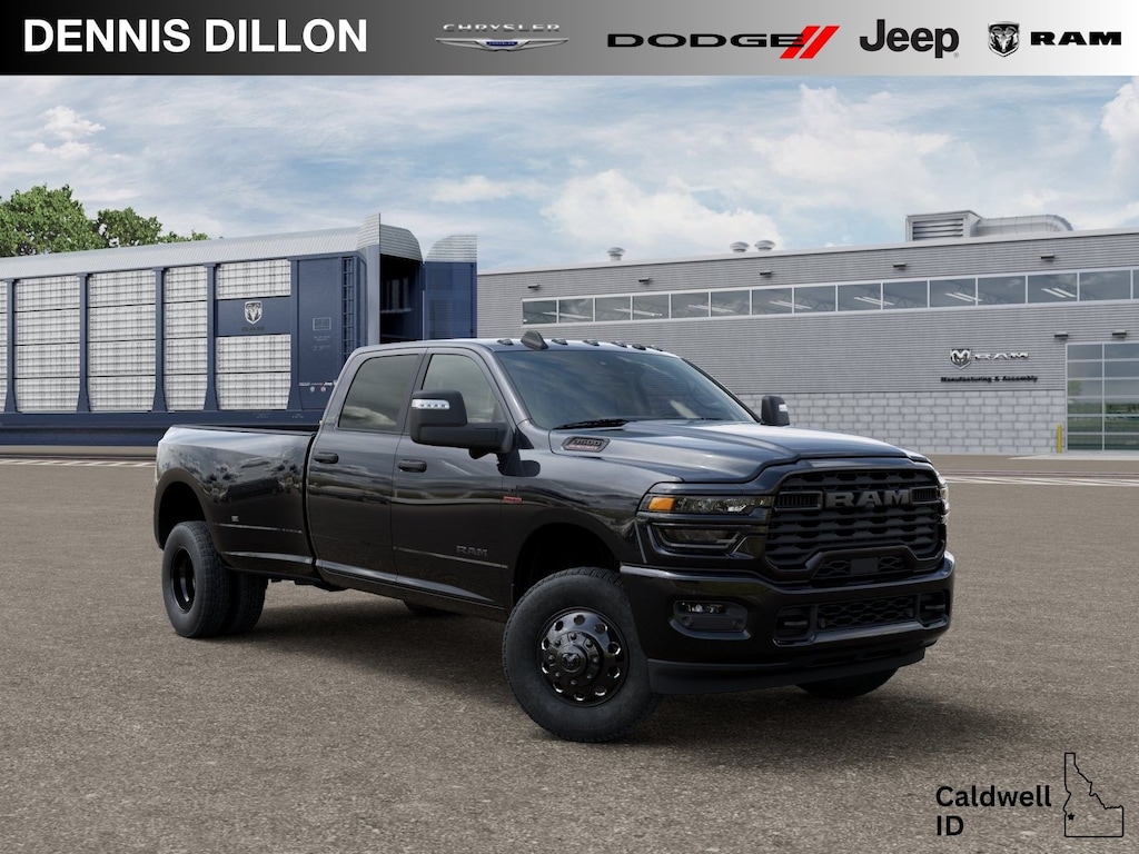 New 2026 Ram 3500 BIG HORN CREW CAB 4X4 8' BOX Pickup