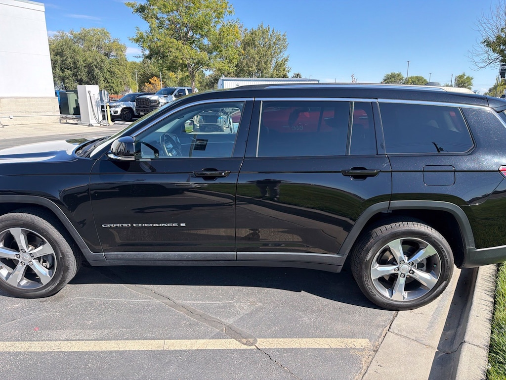 Used 2022 Jeep Grand Cherokee L Limited SUV