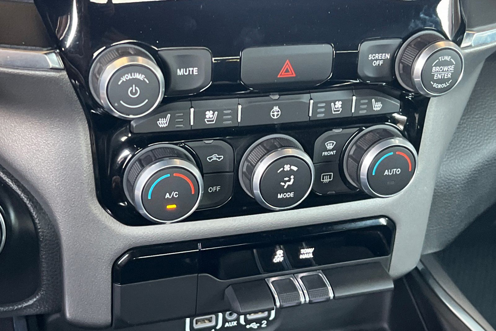 2024 RAM Ram 1500 Pickup Laramie - Photo 20
