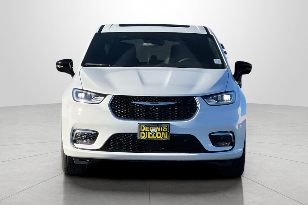 New 2026 Chrysler Pacifica SELECT AWD Passenger Van