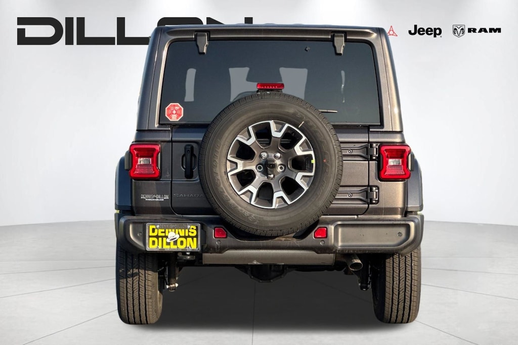 New 2026 Jeep Wrangler 4-DOOR SAHARA Sport Utility