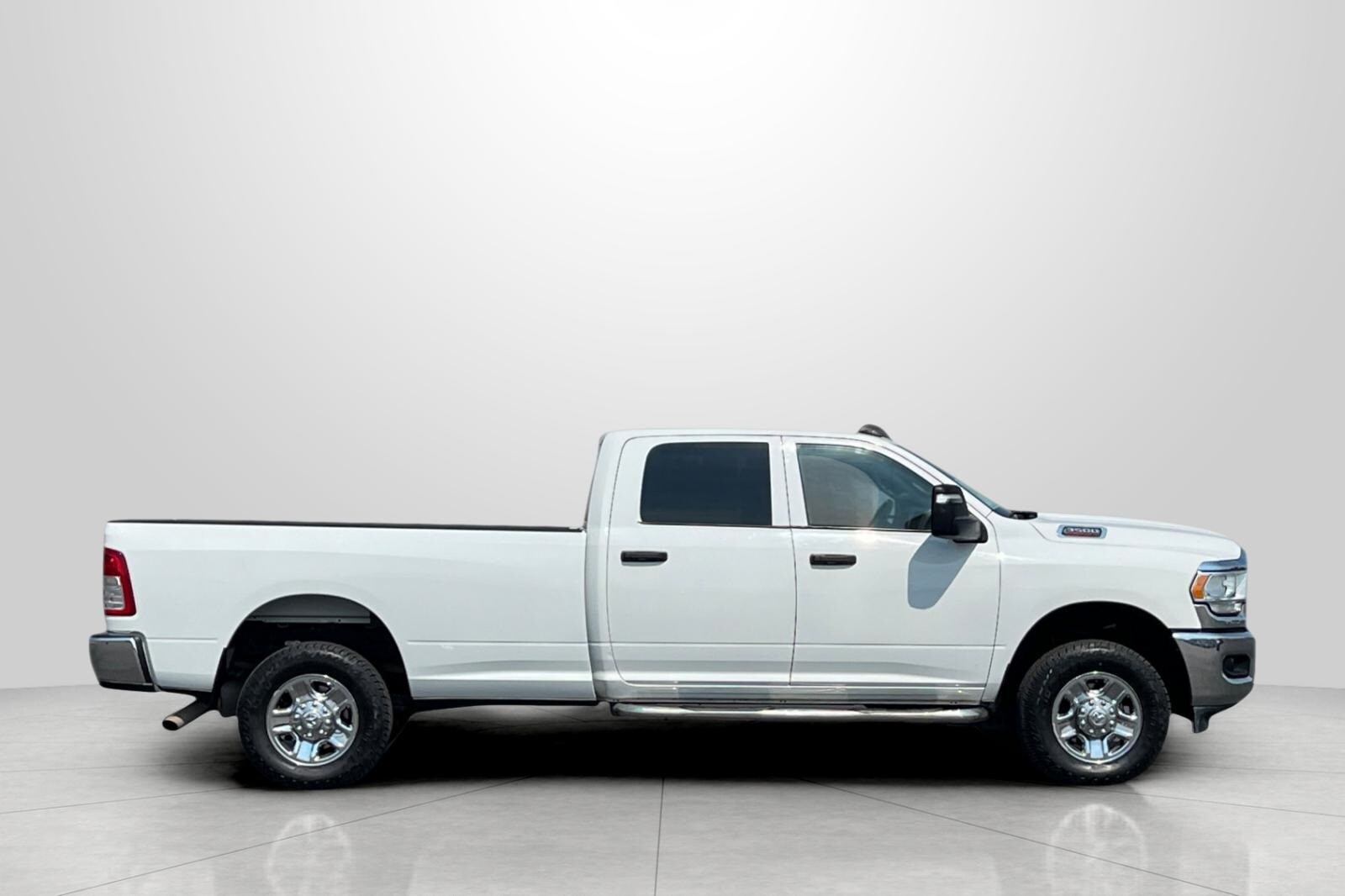 2023 Ram 3500 Tradesman photo 4