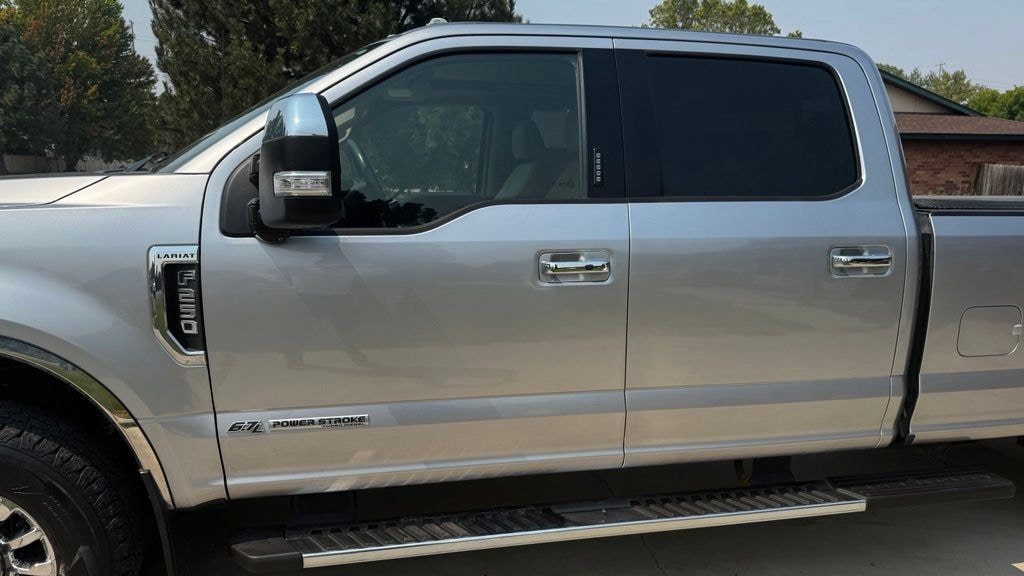 Used 2022 Ford F-250SD Lariat Truck