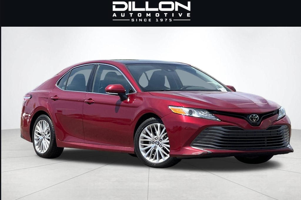 Used 2019 Toyota Camry XLE Sedan
