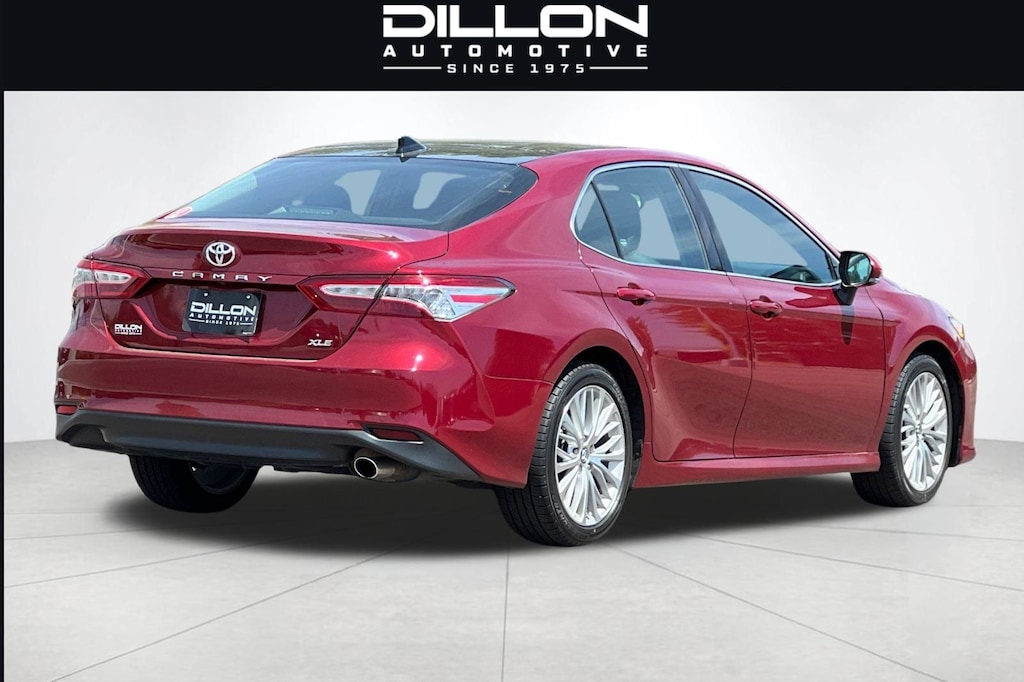 Used 2019 Toyota Camry XLE Sedan