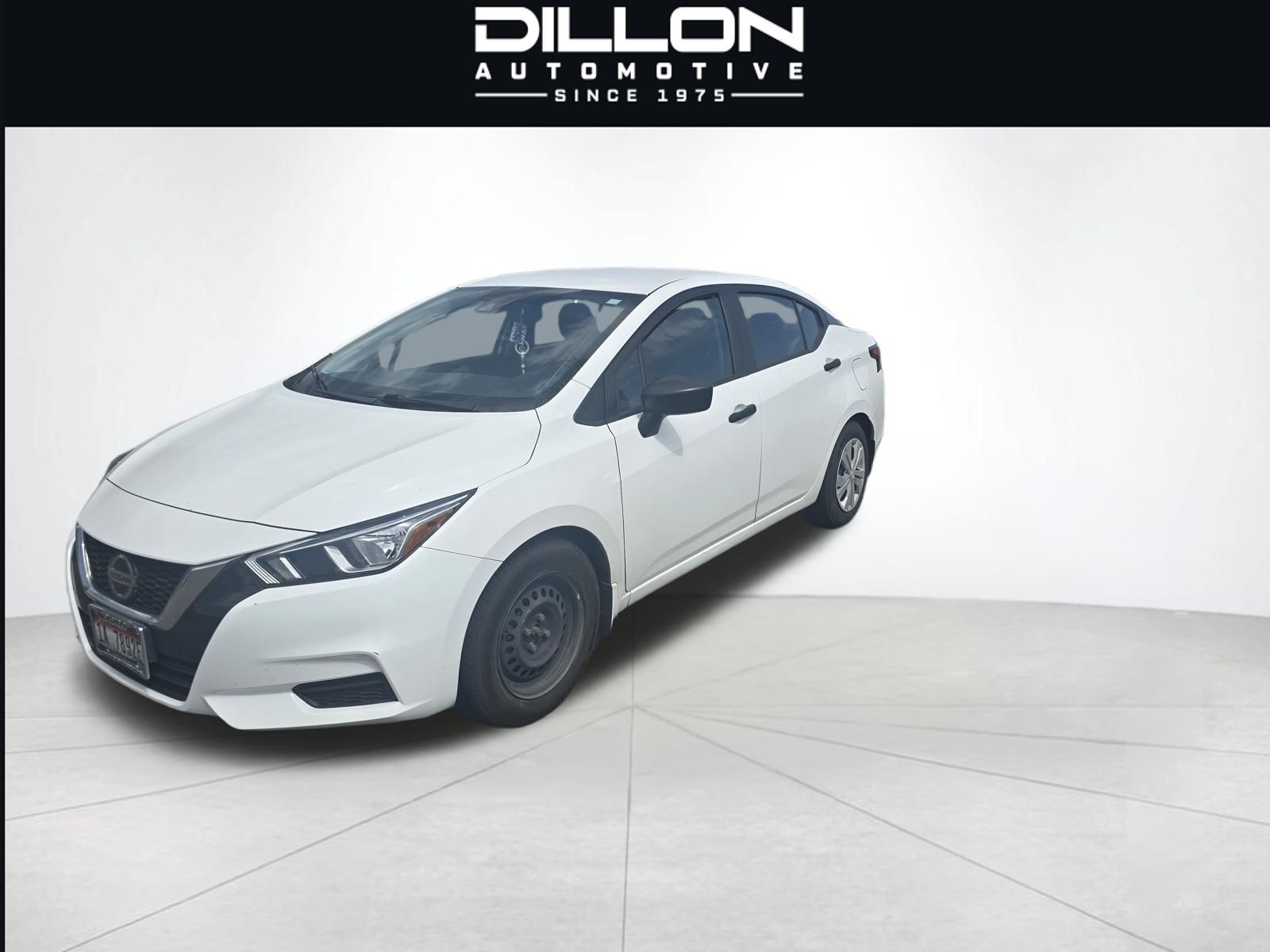 2022 Nissan Versa 1.6 S CVT's photo