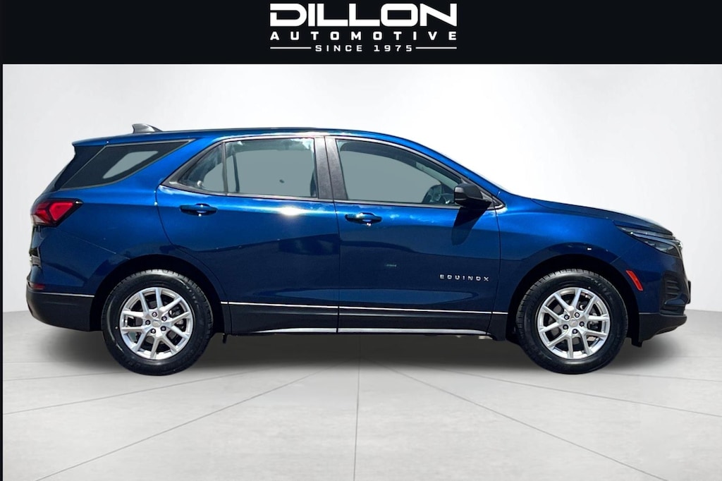 Used 2022 Chevrolet Equinox LS SUV