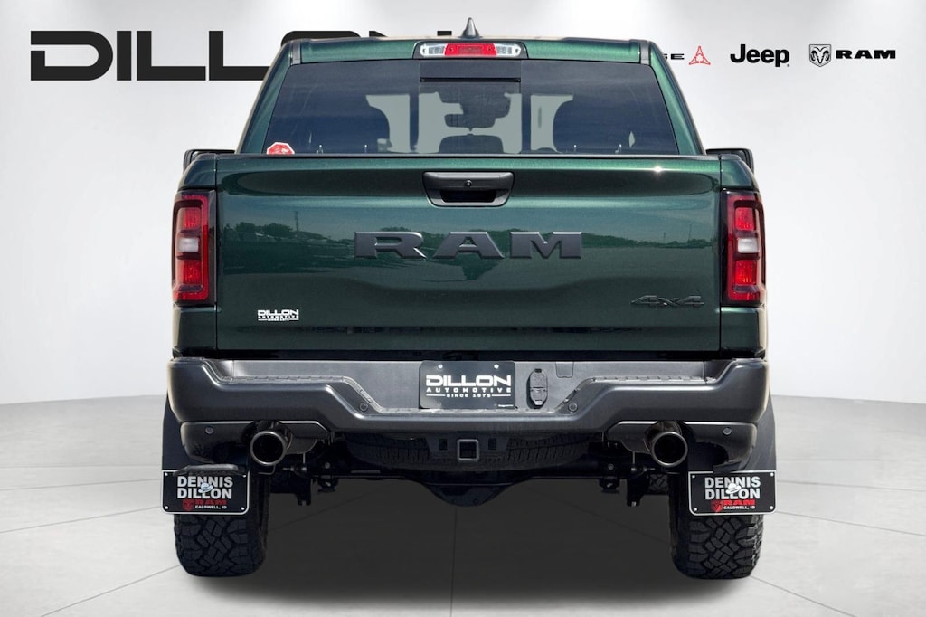 New 2026 Ram 1500 WARLOCK CREW CAB 4X4 5'7 BOX Pickup