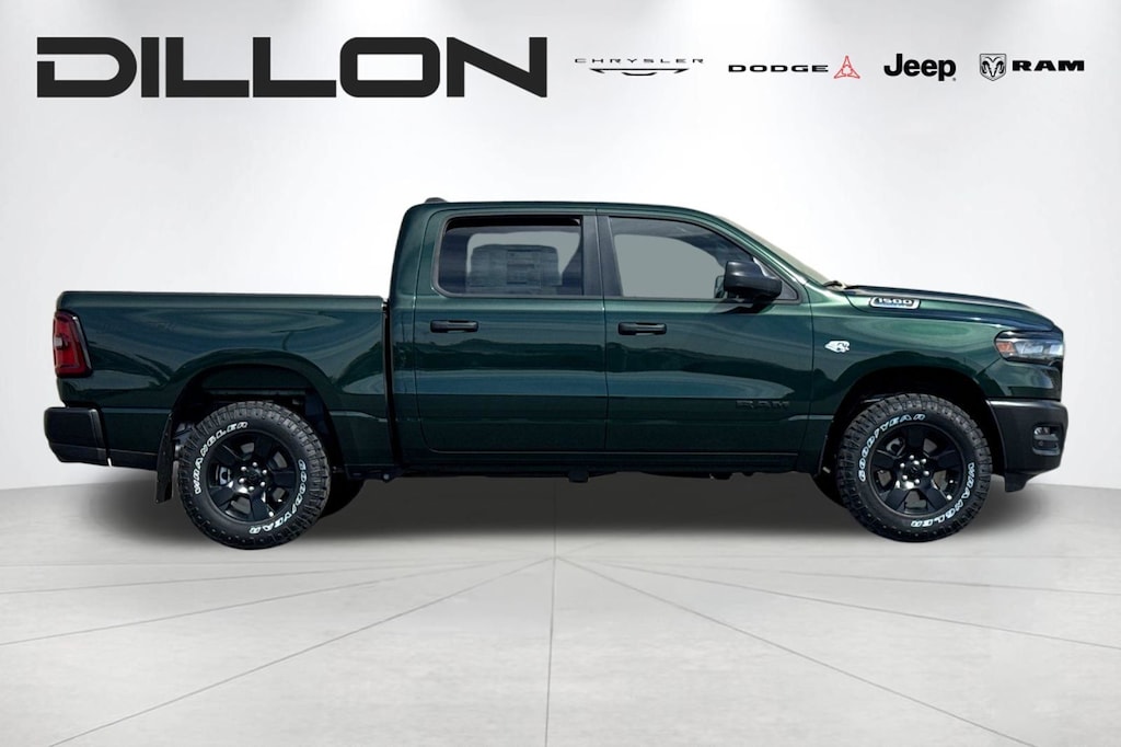 New 2026 Ram 1500 WARLOCK CREW CAB 4X4 5'7 BOX Pickup